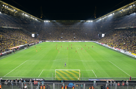 Thorn brings Elite Level A lighting to Dortmund's SIGNAL IDUNA PARK —  English